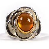 Rosenring mit Madagaskar Safir